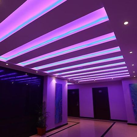Hotel Emirates Kannangad ภายนอก รูปภาพ