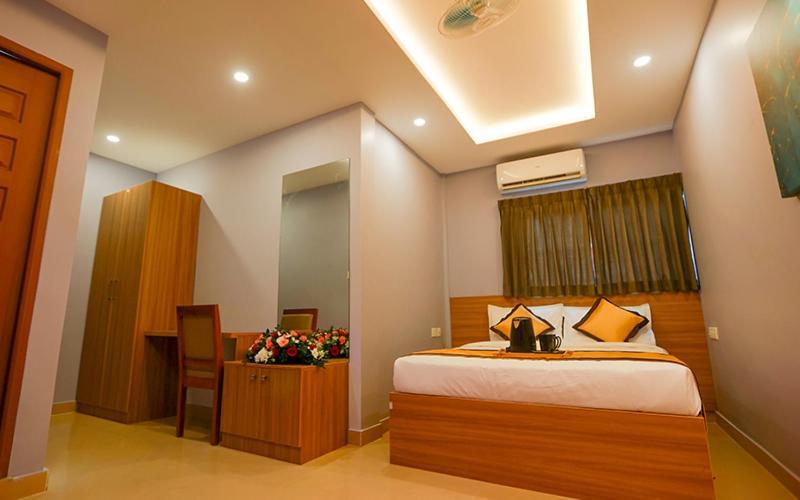 Hotel Emirates Kannangad ภายนอก รูปภาพ